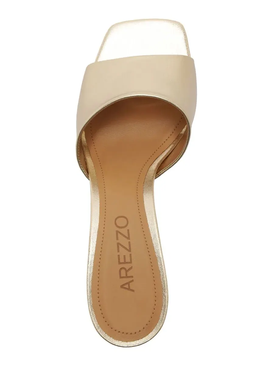 Босоножки на низком каблуке Savi Low Stiletto Arezzo — изображение 4 из 5, платиновый