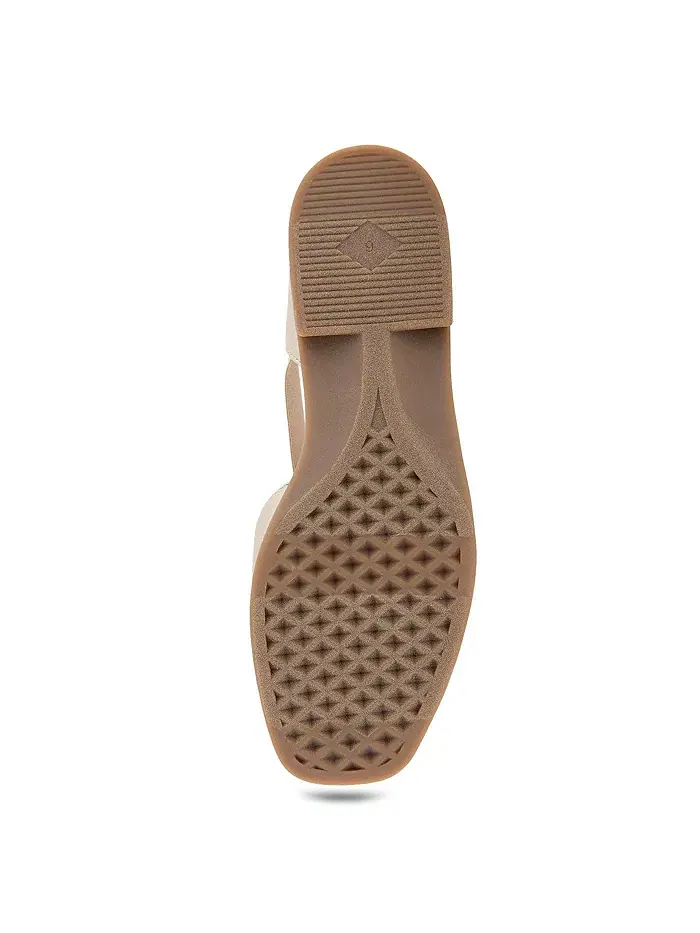 Женские сандалии 4Give с закрытым носком Aerosoles — изображение 5 из 6, золотистый