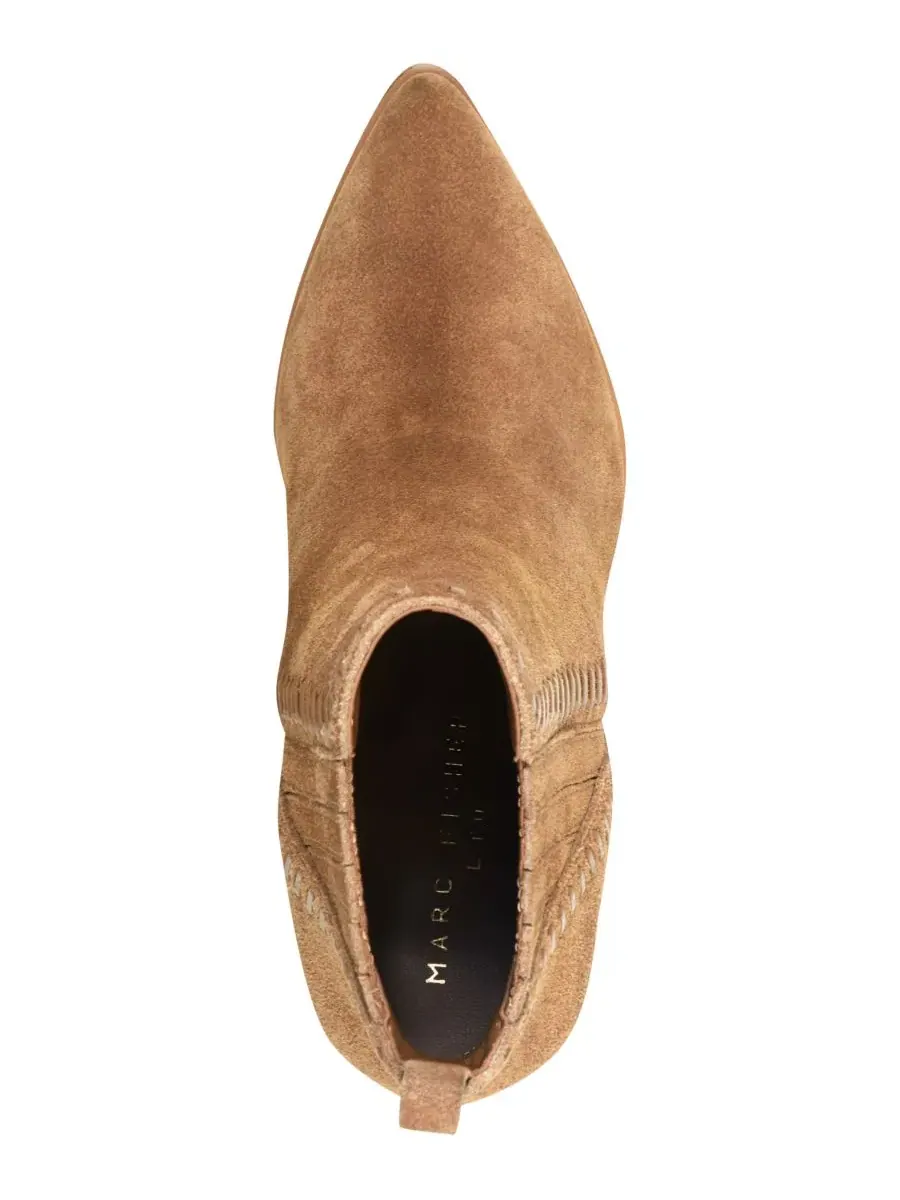 Ботильоны на каблуке Alvira Whipstitch Block Heel Marc Fisher LTD — изображение 4 из 5, натуральный