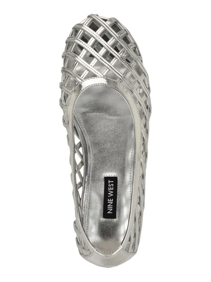 Женские плетеные балетки Dippy Airy без шнурков Nine West, серебро mirror metallic — изображение 4 из 5, серебристый металлик