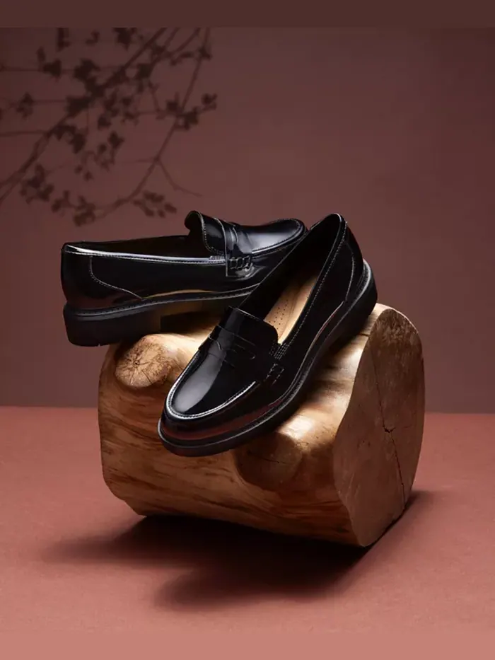 Лоферы женские Clarks Westlynn Ayla, с круглым носом и прорезью для монетки — изображение 7 из 8, бордовый