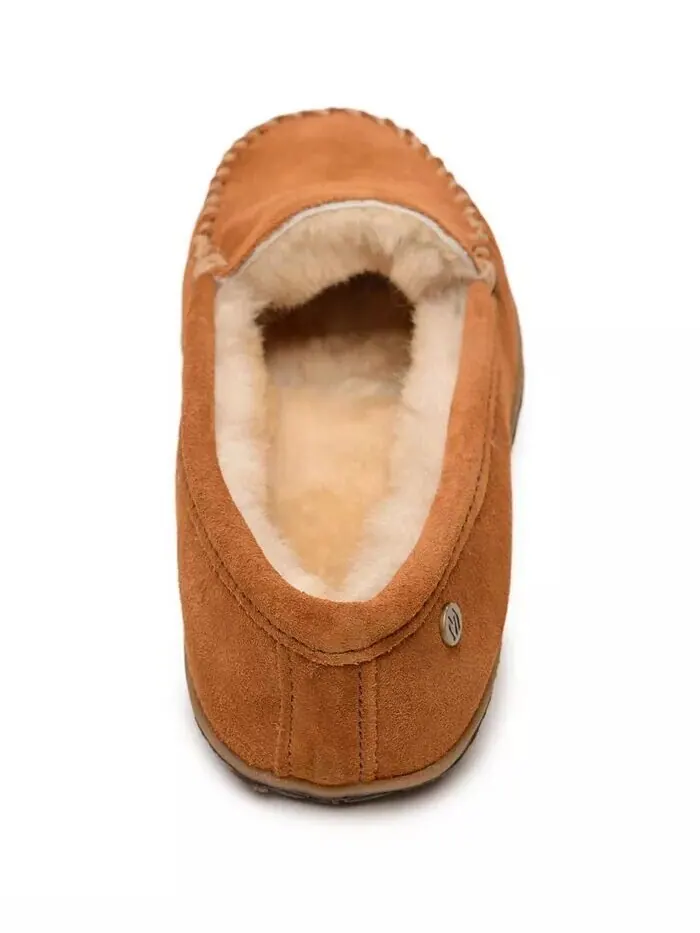 Мужские замшевые тапочки Tobie из овчины Minnetonka — изображение 10 из 10, коричневый