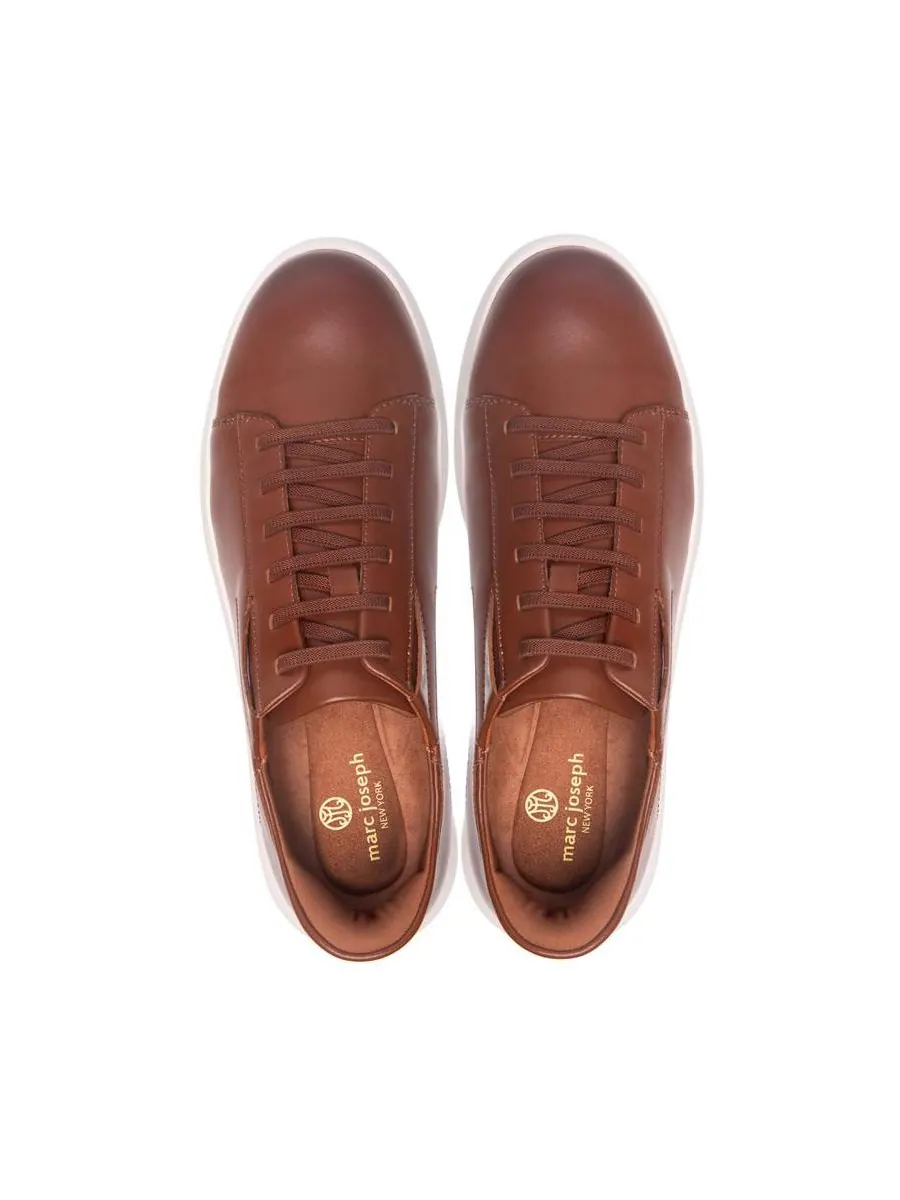 Мужские кожаные модные кроссовки River St Hands-Free Slip On Technology Marc Joseph New York — изображение 2 из 6, коньячный