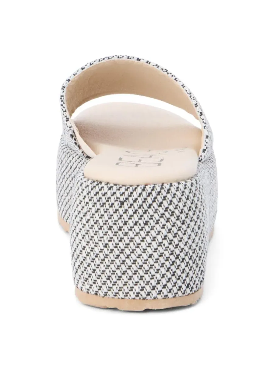 Босоножки на танкетке Pismo Sandal BEACH by Matisse — изображение 3 из 3, серый
