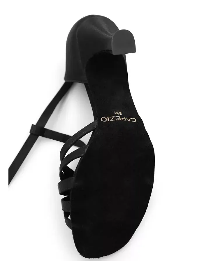 Сара 2.5" Бальные туфли Capezio — изображение 3 из 6, черный