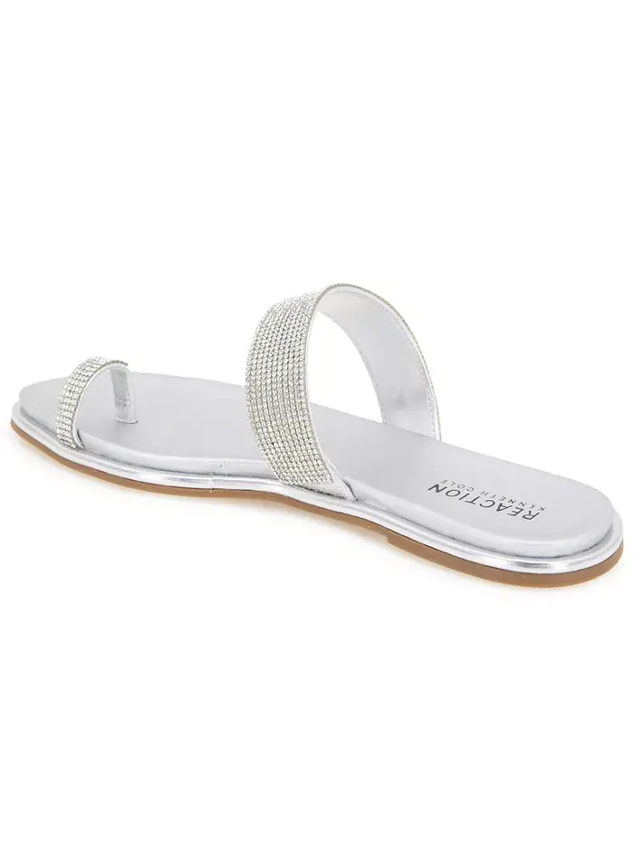 Женские сандалии Wilfred Toe Loop Flat Kenneth Cole Reaction — изображение 6 из 8, серебряный