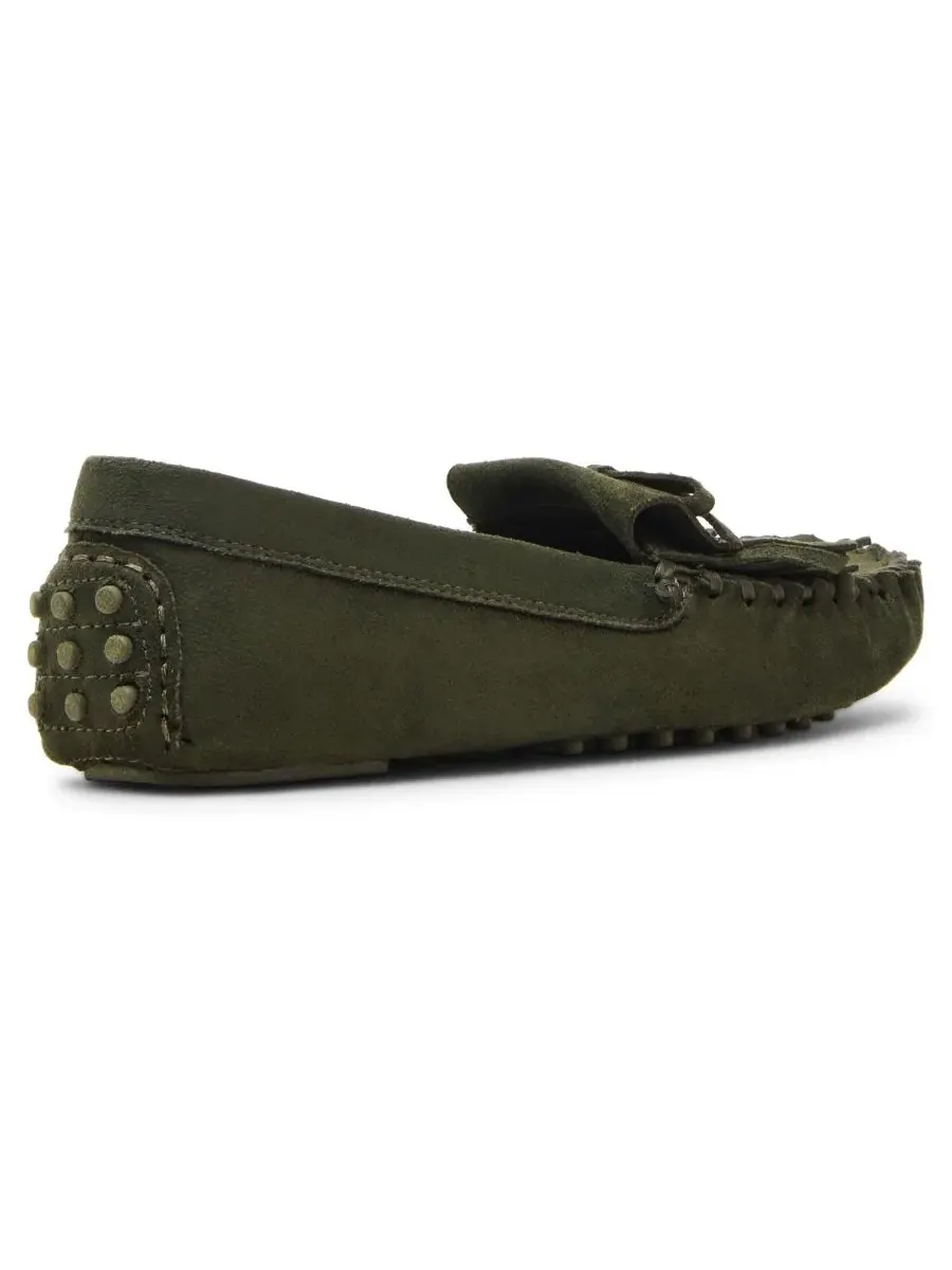 Женские лоферы Cali Kiltie Driver Anne Klein, оливковый suede — изображение 7 из 7