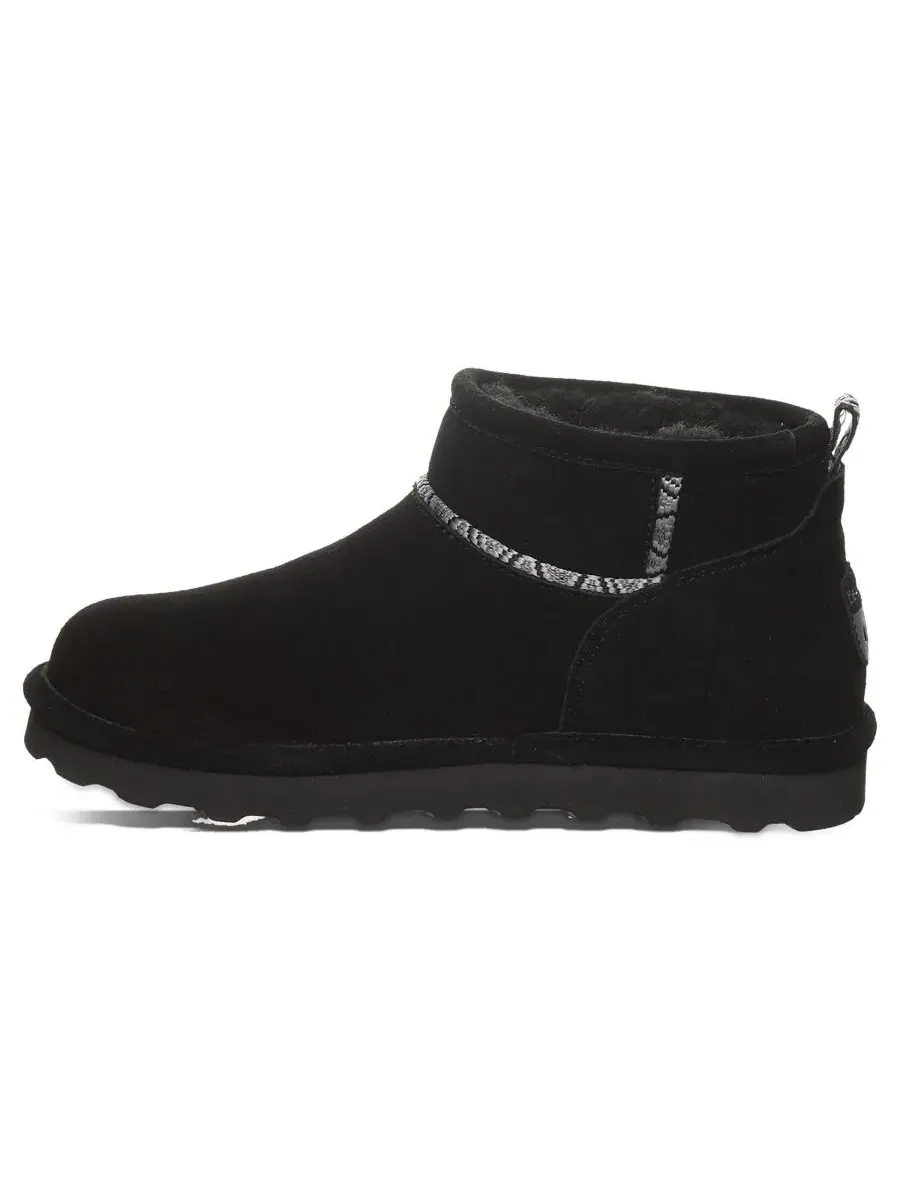 Ботинки-ботильоны Akira Webbing Tape Seam Pull-On Ankle BEARPAW — изображение 7 из 8, черный