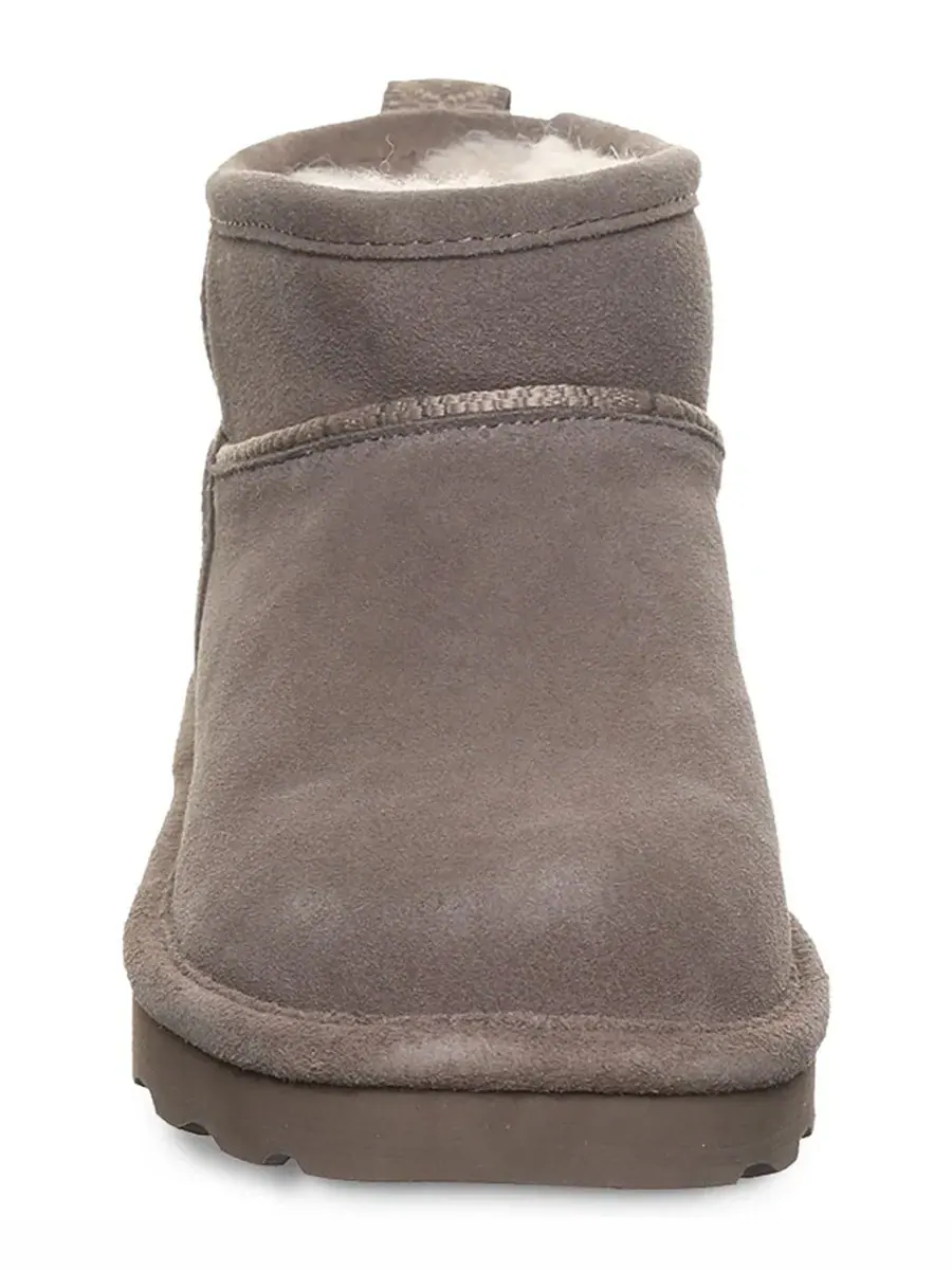 Ботинки-челси Akira Webbing Tape Seam Pull-On Ankle Booties BEARPAW — изображение 7 из 8, морель
