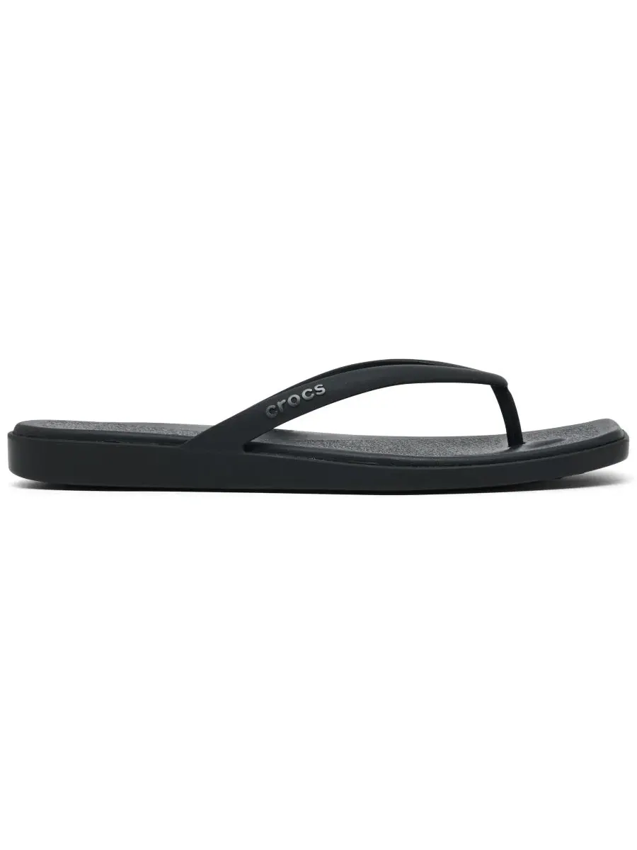 Сандалии-вьетнамки Miami с танкеткой Crocs — изображение 2 из 6, черный