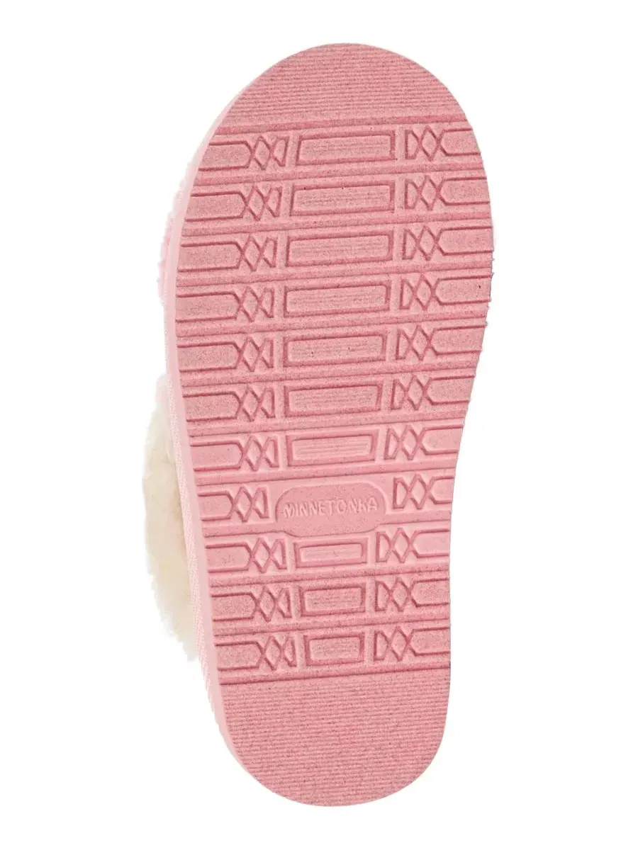 Детские тапочки Flower Scuff с мягкой подкладкой Minnetonka — изображение 5 из 7, пудровый розовый