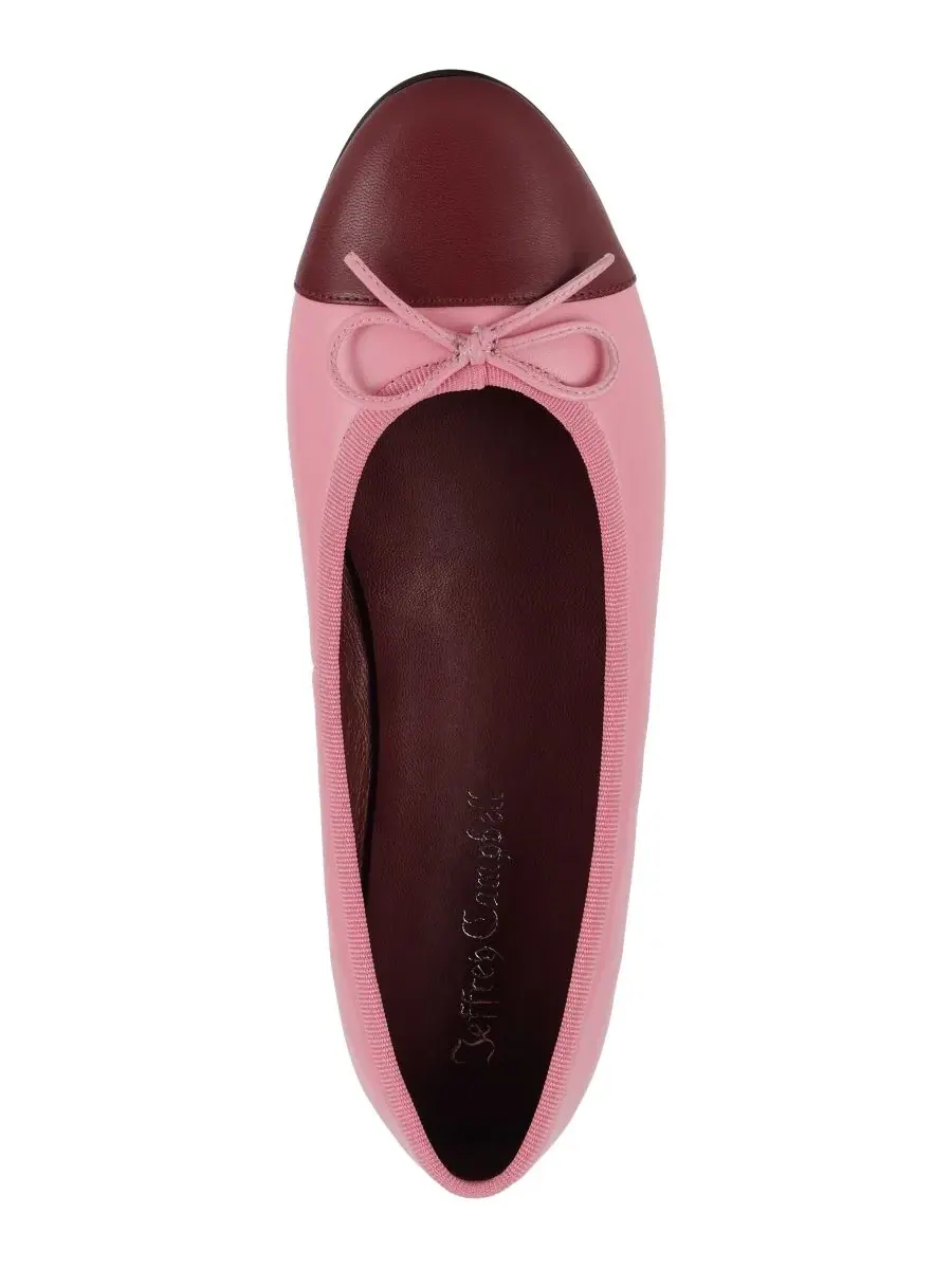 Балетки с мыском и каблуком-блоком, модель Arabesque Cap-Toe Jeffrey Campbell — изображение 4 из 5, розовый винный