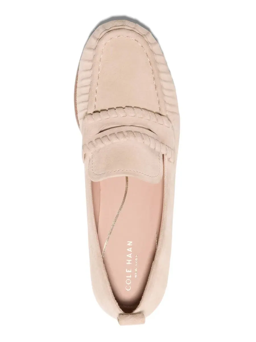 Женские дорожные лоферы Danby без шнурков Cole Haan — изображение 4 из 5, бежевый