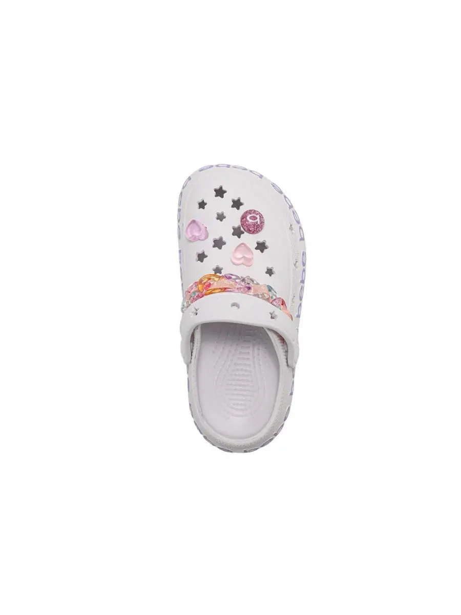 Детские сабо из ЭВА с цепочкой, лентой из грогрена с логотипом и подвесками Bebe — изображение 6 из 7, белый