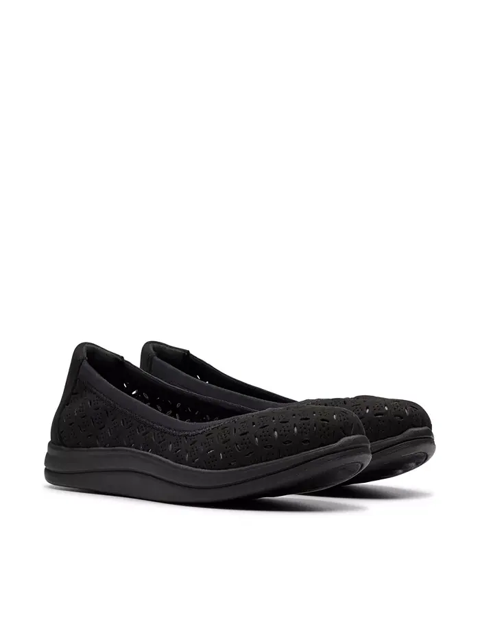Балетки женские Clarks Cloudsteppers Breeze Roam Perfed, перфорированные — изображение 8 из 8, черный