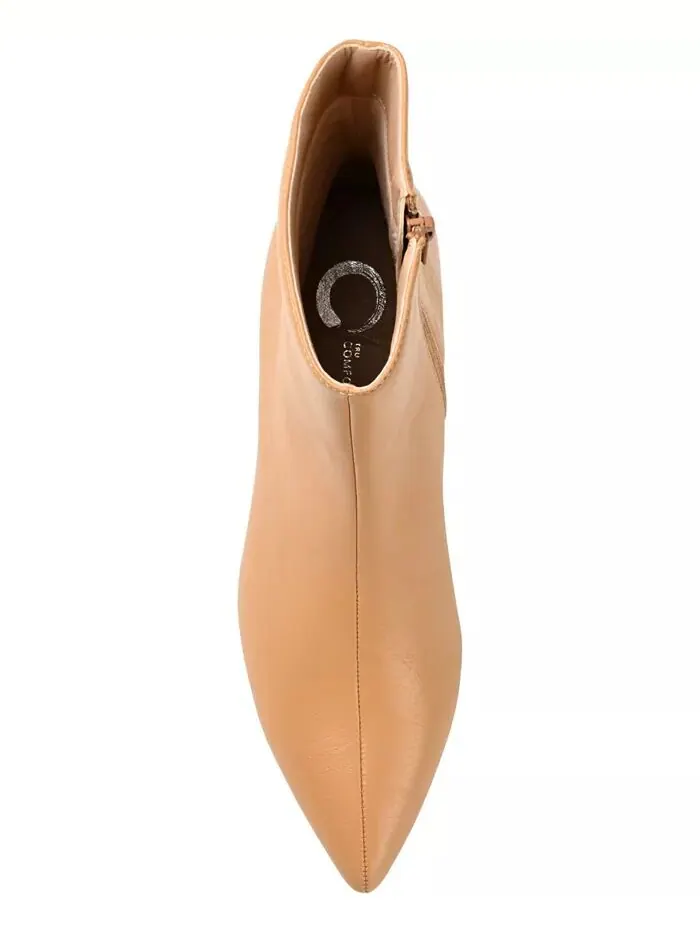 Женские ботильоны Arely Kitten Heel с острым носком Journee Collection — изображение 5 из 9, бежевый
