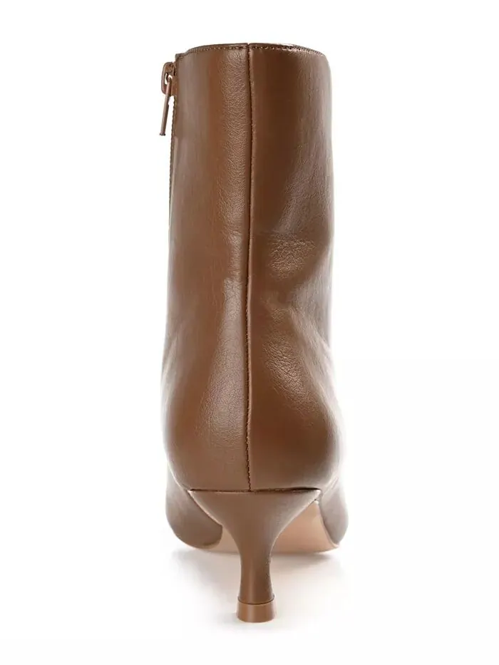 Женские ботильоны Arely Kitten Heel с острым носком Journee Collection — изображение 3 из 8, коричневый