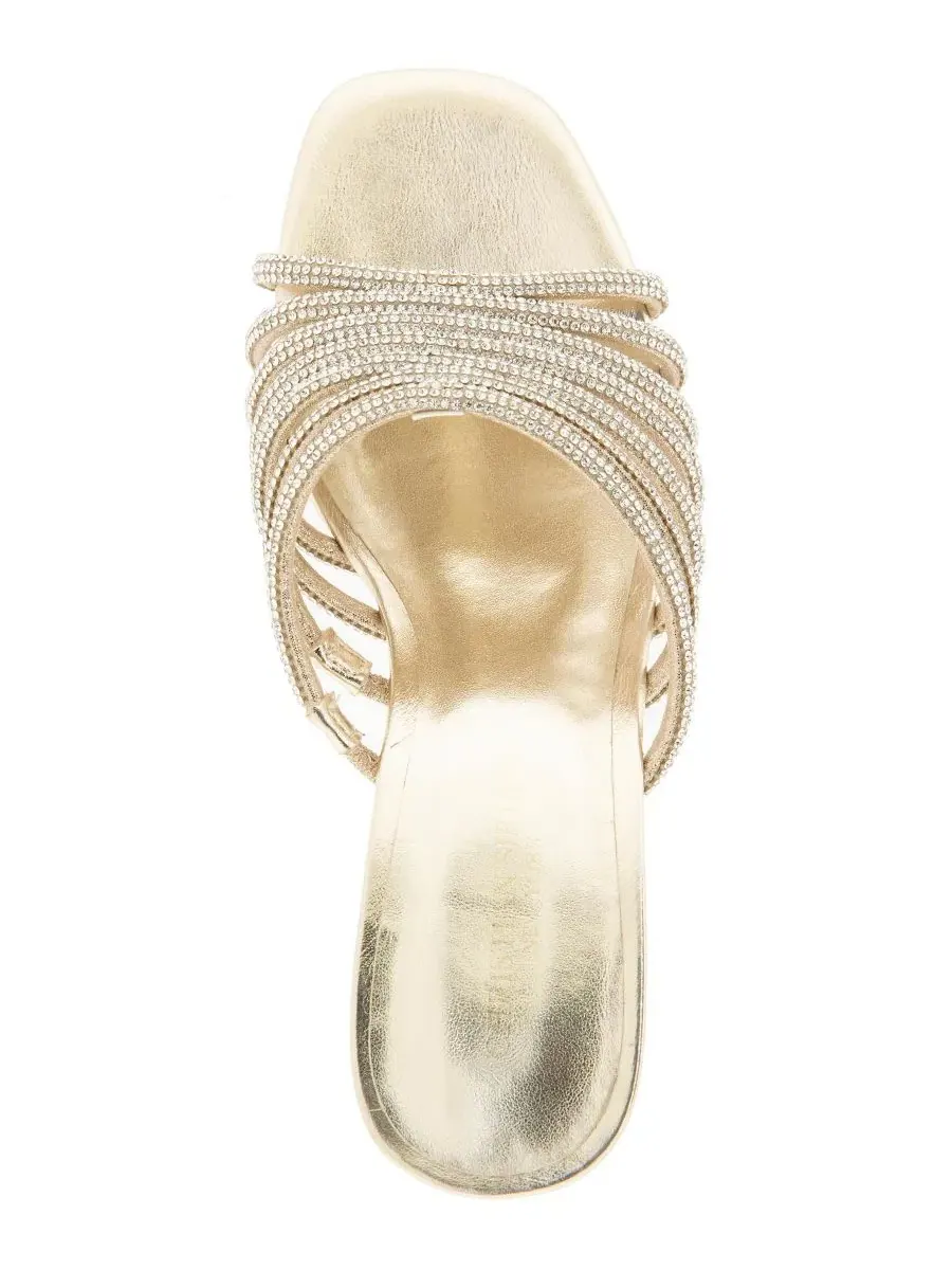Босоножки-танкетки с кристаллами Lenix Wedge Evening Sandal Christian Siriano — изображение 4 из 5, платиновый