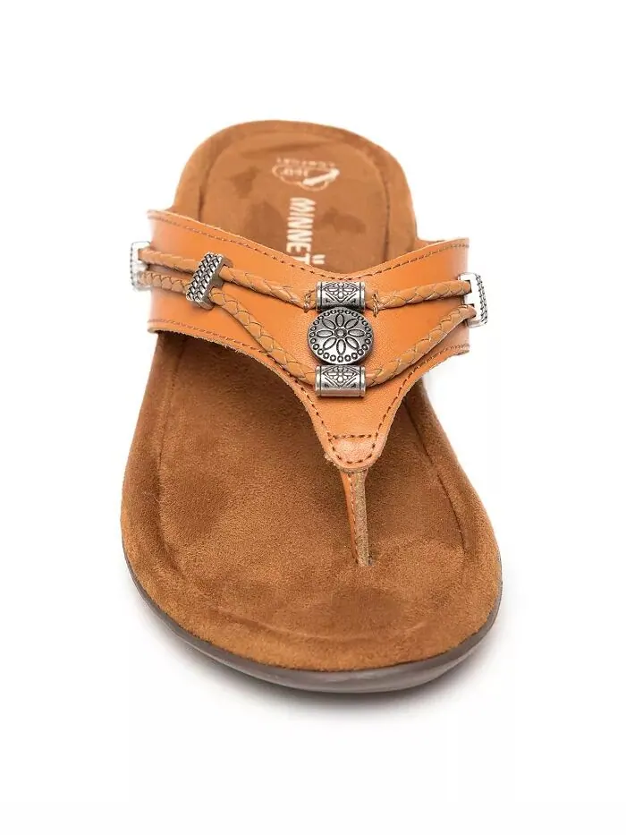 Женские босоножки Silverthorne 360 Thong Minnetonka — изображение 2 из 3, коричневый