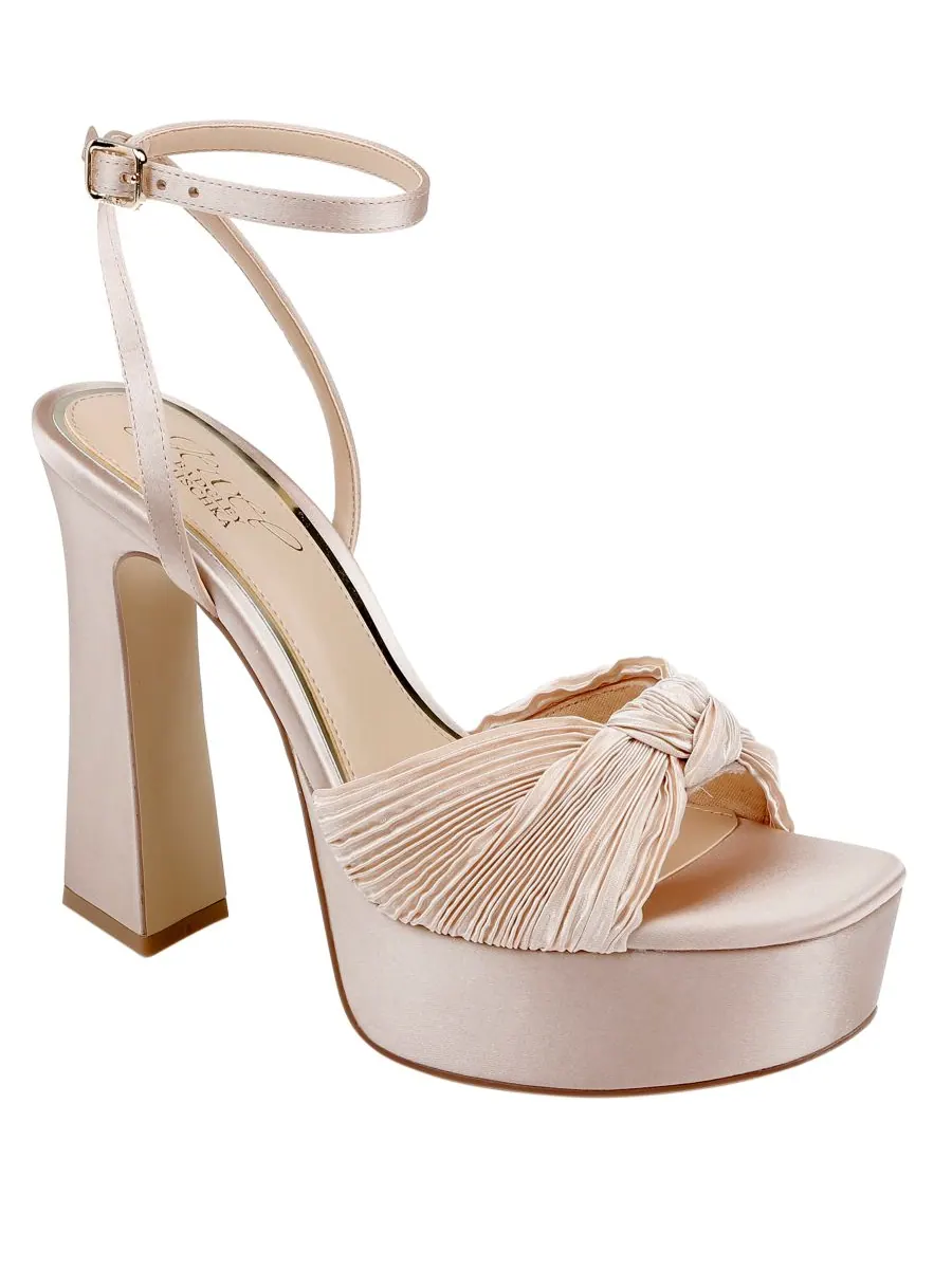 Женские вечерние сандалии Icelynn Jewel Badgley Mischka, Latte Fabric