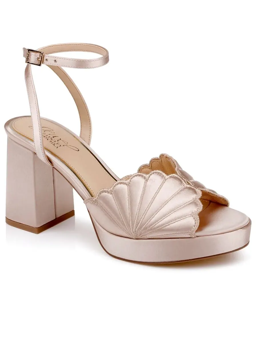 Женские сандалии на платформе Paola с миндалевидным носком Jewel Badgley Mischka, темно-nude satin — изображение 1 из 5