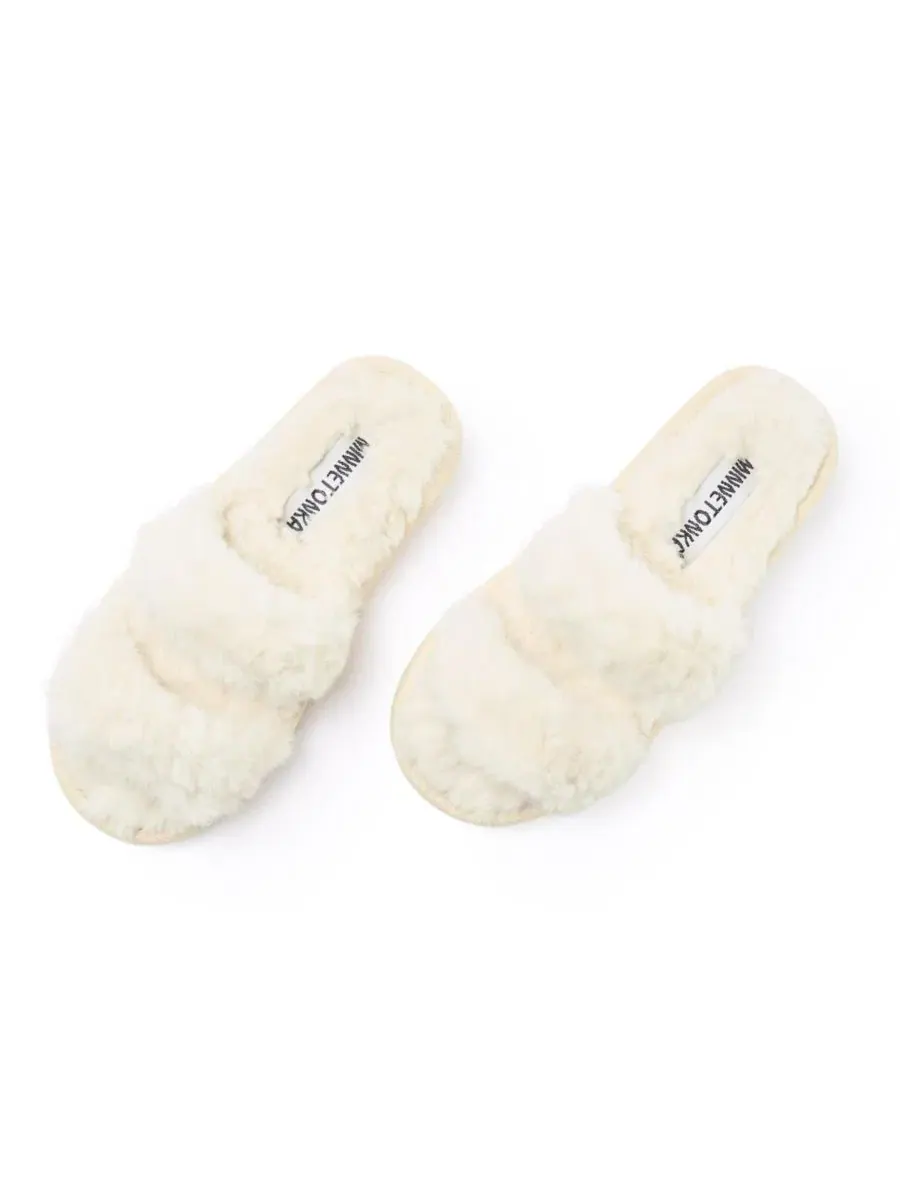 Женские тапочки с двумя ремешками из искусственного меха Minnetonka — изображение 2 из 5, бежевый