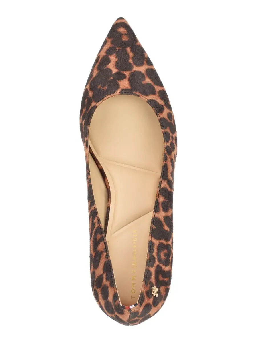 Туфли-лодочки Motley Pointed Toe Dress Pumps Tommy Hilfiger — изображение 4 из 5, светлый коричневый