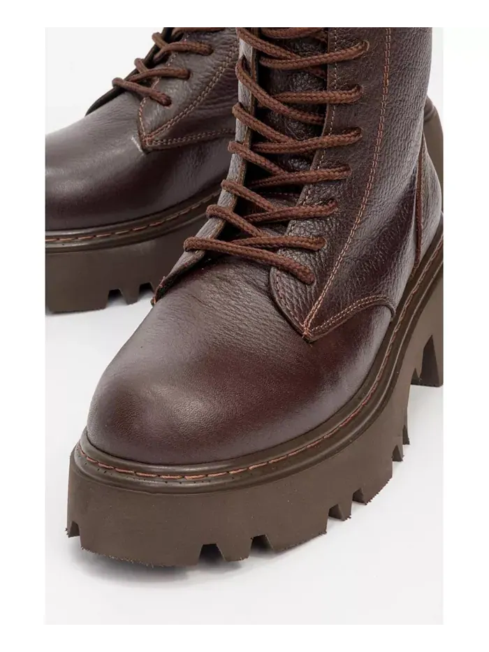 Кожаные ботинки Tina до щиколотки (женские) Forever & Always Shoes — изображение 2 из 3, коричневый
