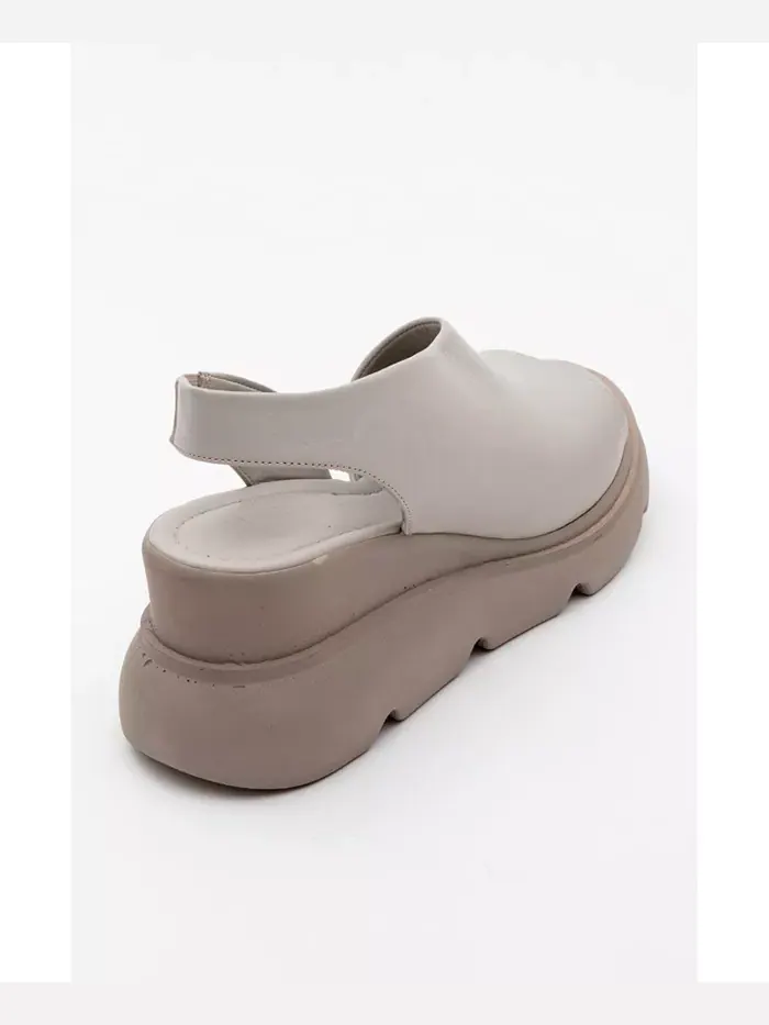 Женские сандалии Agusto на платформе из кожи Forever & Always Shoes — изображение 3 из 4, бежевый