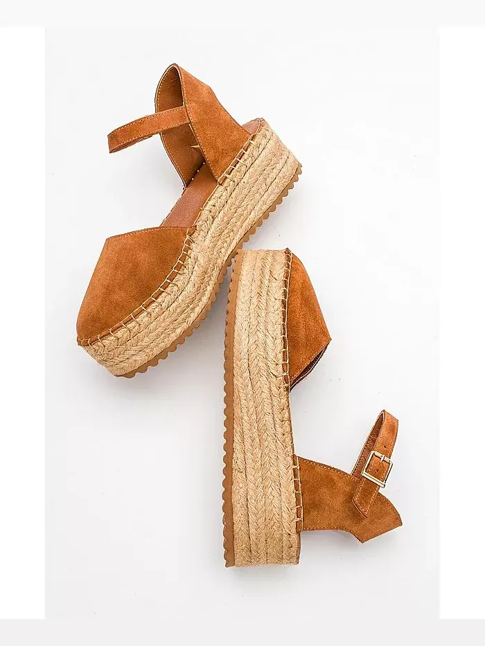 Кожаные сандалии-эспадрильи Viba Esprarille на платформе с клином Forever & Always Shoes — изображение 4 из 5, коньячный