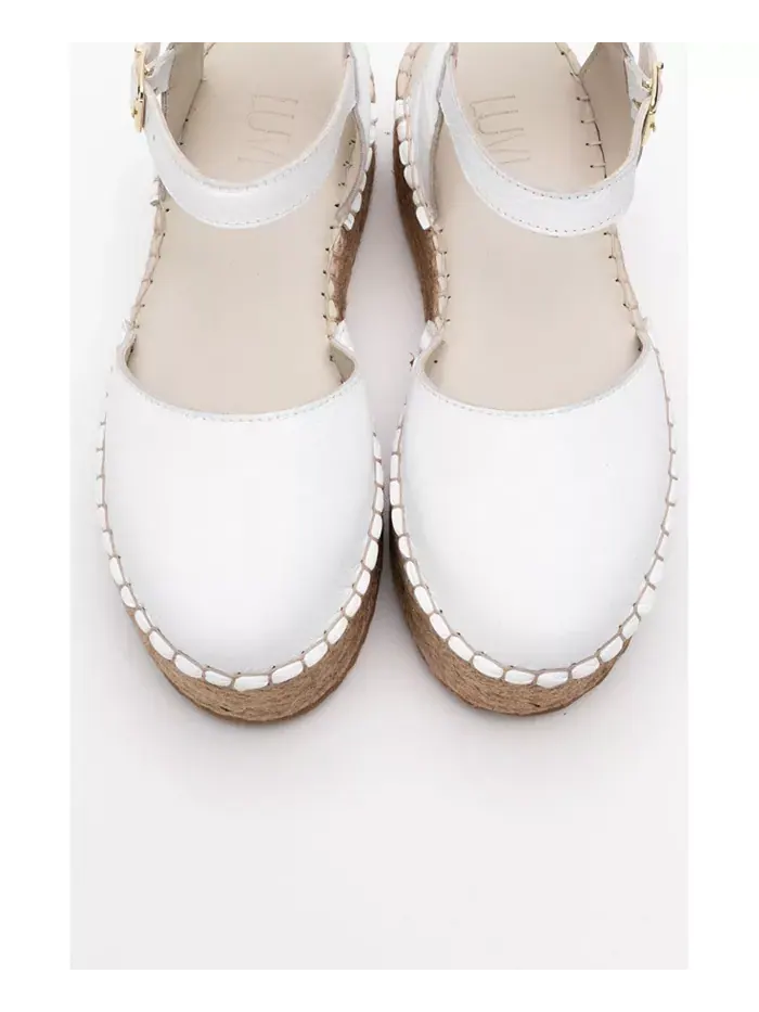 Босоножки Viba Leather Esprarille на платформе и танкетке Forever & Always Shoes — изображение 2 из 4, белый