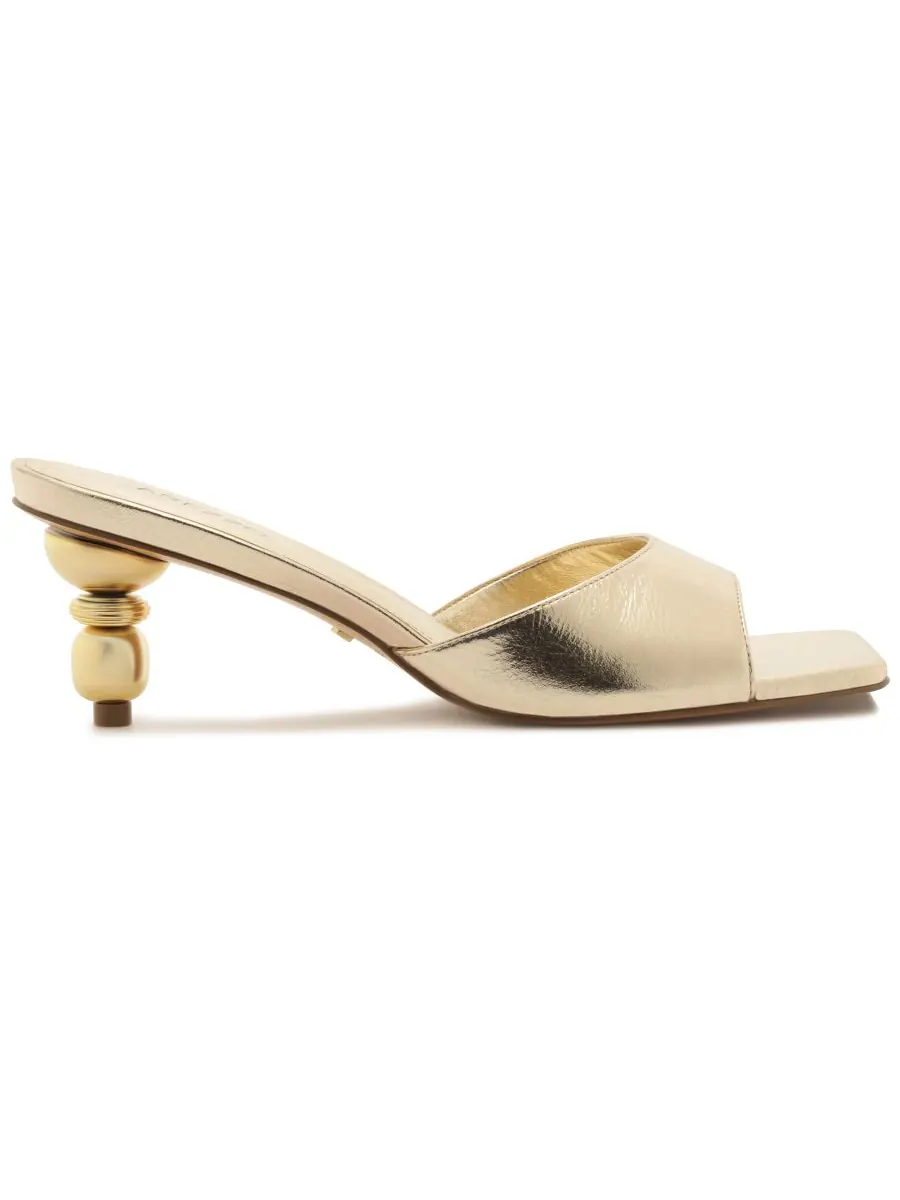 Женские сандалии Bree на средней высоте каблука Arezzo — изображение 2 из 5, платиновый