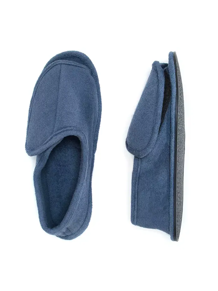 Мужские махровые шлепанцы с открытым носком на липучке MUK LUKS — изображение 4 из 5, темно-синий