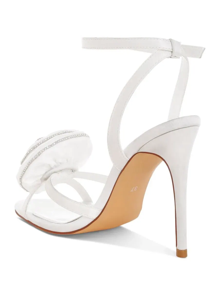 Босоножки на каблуке с цветочным принтом и стразами Candela Floral Rhinestone Accent Heel Sandals — изображение 3 из 4, белый