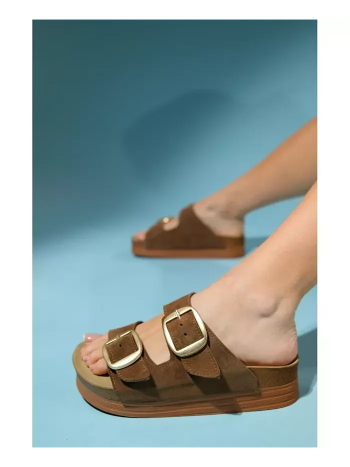Сандалии женские Harbor из замши и кожи на двух ремешках Forever & Always Shoes — изображение 2 из 6, коньячный коричневый