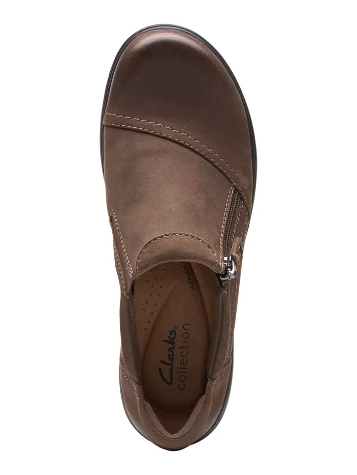 Туфли женские Clarks Carleigh Ray, с круглым носком и боковой молнией — изображение 4 из 5, тауп