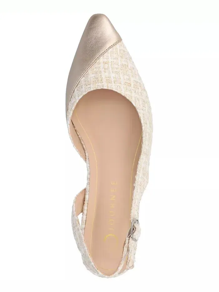 Женские туфли Daphnne Slingback с острым носком и плоским носком Journee Collection — изображение 4 из 5, шампань