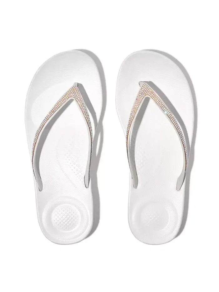 Женские босоножки-вьетнамки Iqushion Sparkle FitFlop — изображение 5 из 10, белый