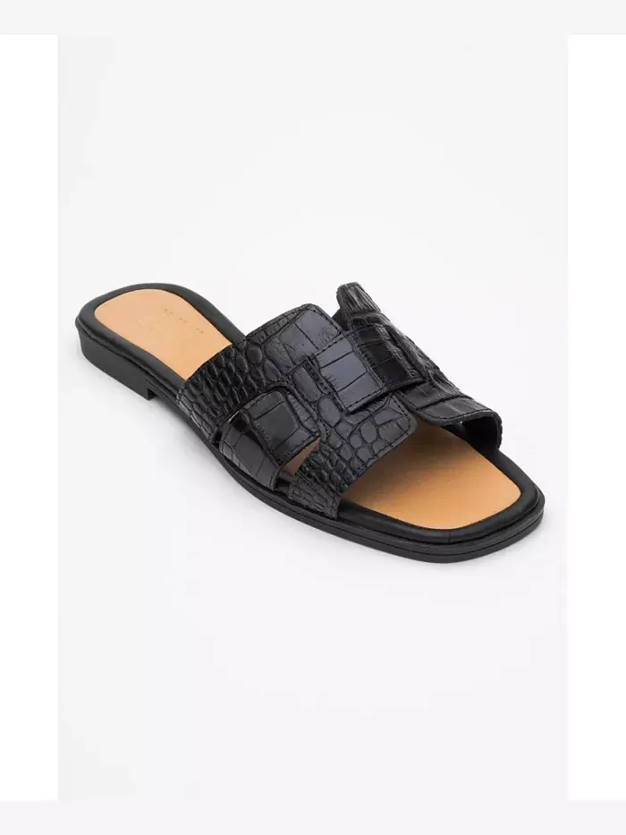 Наши кожаные слайд-сандалии (женские) Forever & Always Shoes