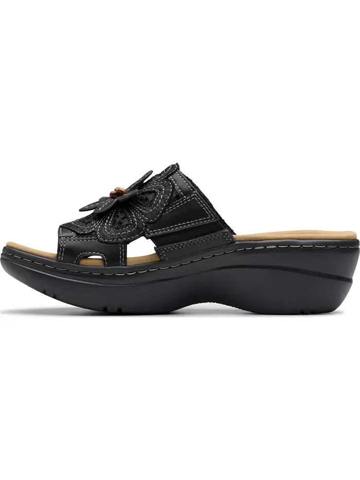 Босоножки Clarks Belle Flower на платформе, кожаные — изображение 3 из 8, черный