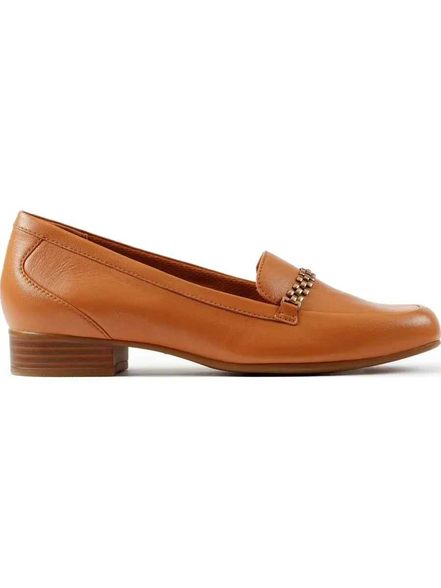 Лоферы женские Clarks Juliet Mia, с закругленным носком — изображение 2 из 6, бежевый