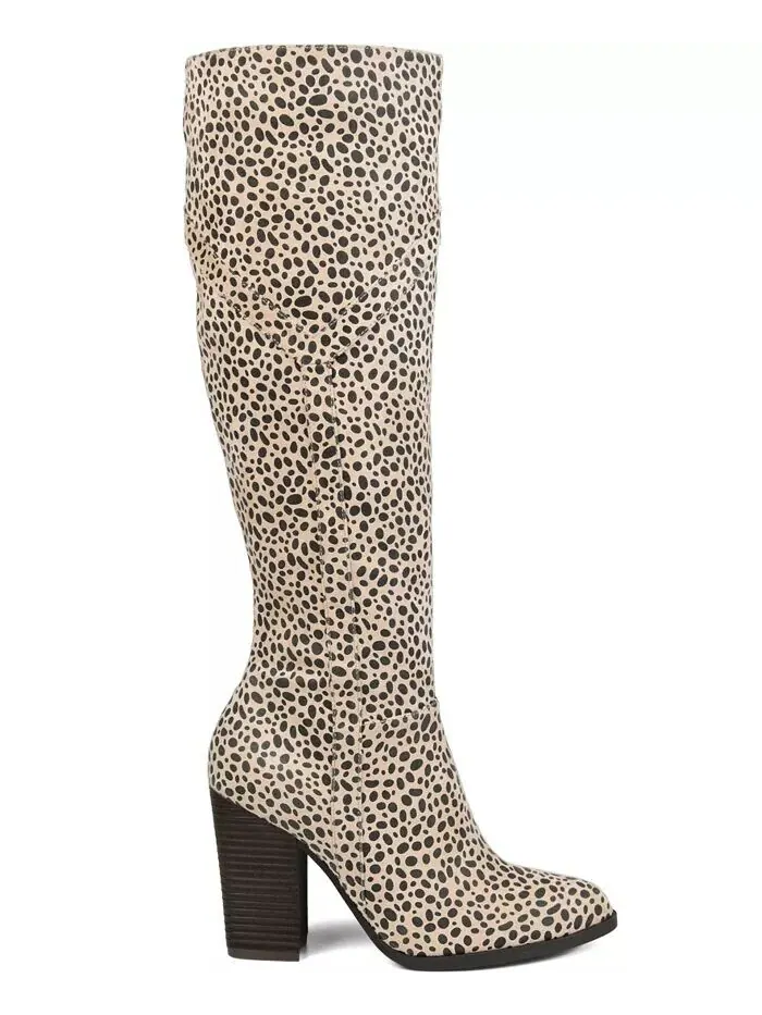 Женские сапоги Kyllie Wide Calf Journee Collection — изображение 2 из 21, бежевый