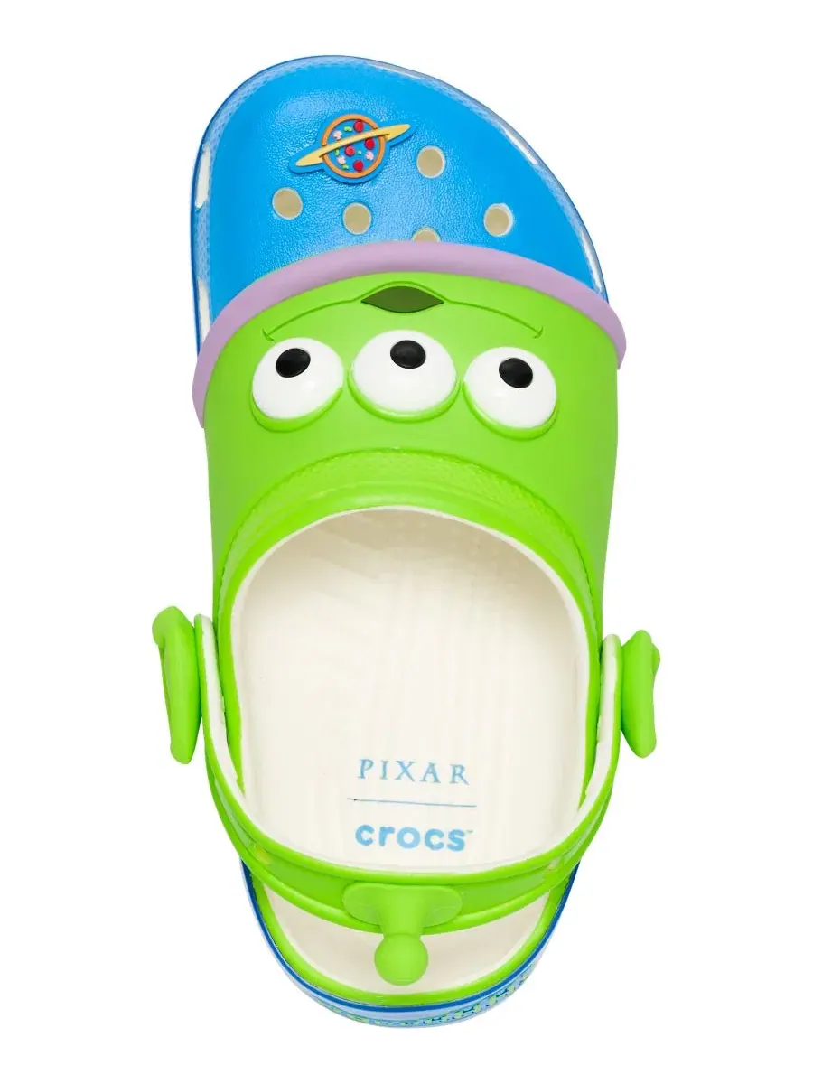 Клоги с принтом Alien Classic Clogs Crocs — изображение 5 из 8, зеленый синий