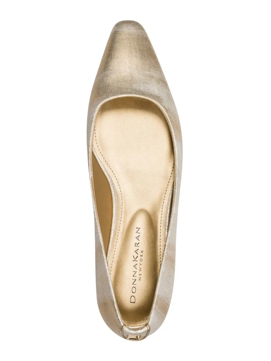 Женские туфли-лодочки Savita II Snip Toe Donna Karan New York — изображение 4 из 5