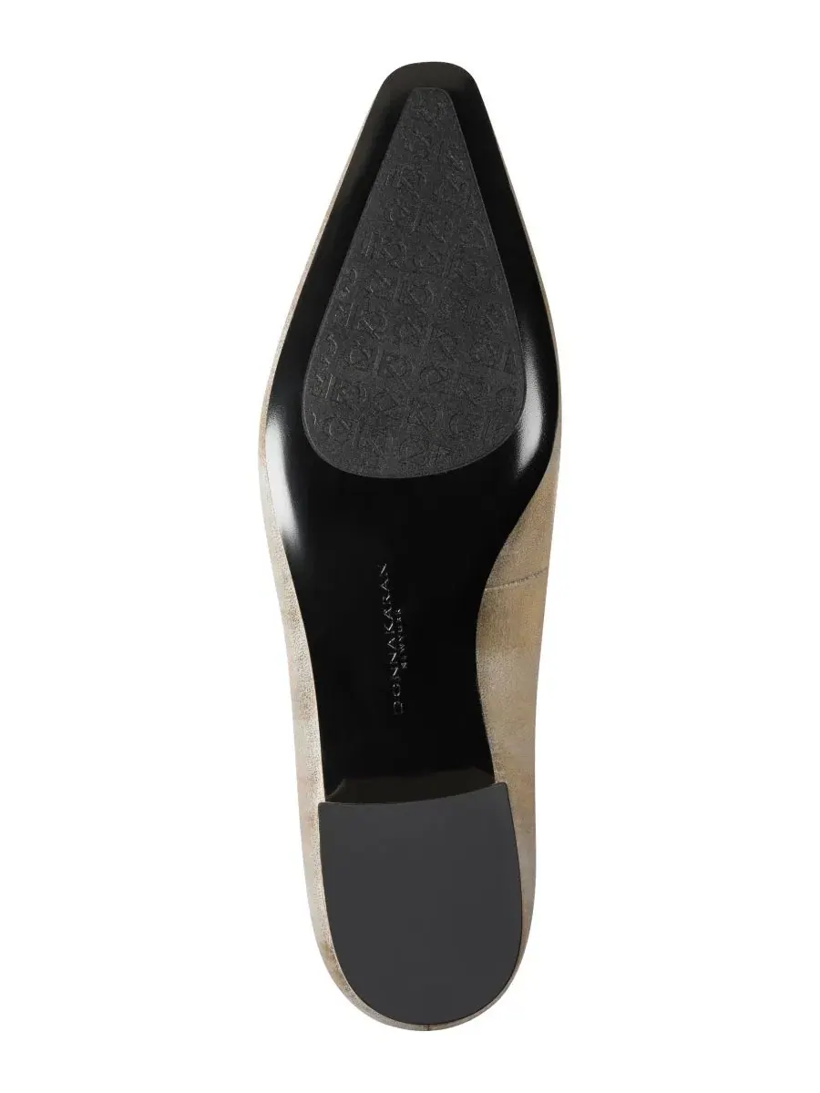 Женские туфли-лодочки Savita II Snip Toe Donna Karan New York — изображение 5 из 5