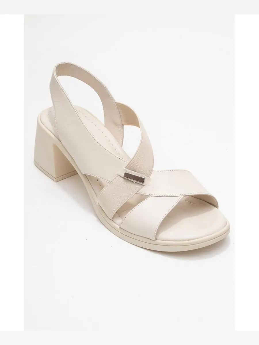 Сандалии Crina на толстом кожаном эластичном каблуке (женские) Forever & Always Shoes — изображение 3 из 6, бежевый