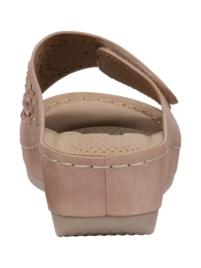 Женские босоножки Adrina на платформе с декоративными элементами GC Shoes — изображение 3 из 5, пудровый розовый