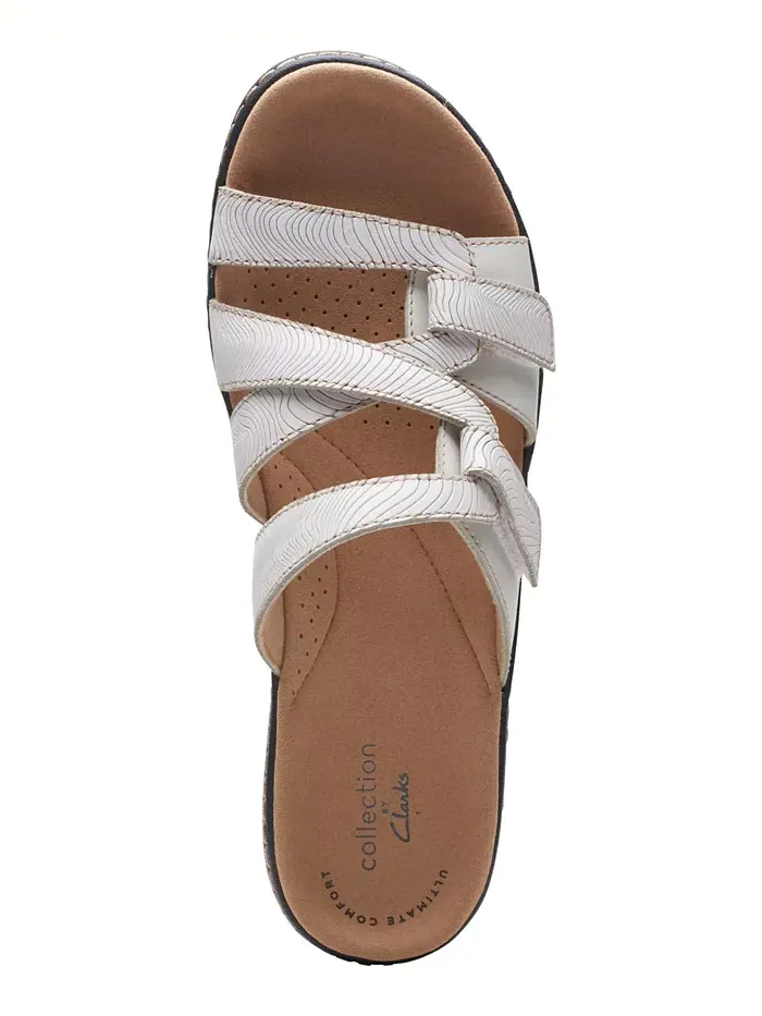Сандалии женские Clarks Merliah Karli на плоской подошве без застежки — изображение 4 из 7, белый