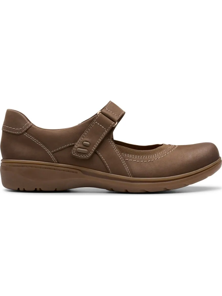 Балетки женские Clarks Carleigh Madi, стиль Мэри Джейн, закругленный носок — изображение 2 из 5, грибной