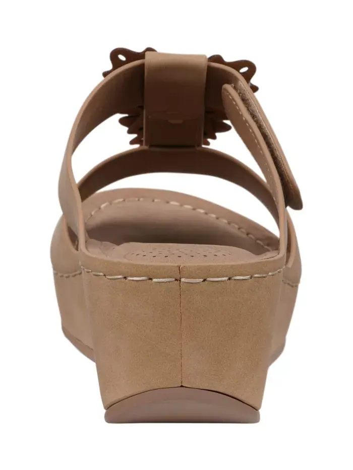 Женские босоножки-танкетки Talia с цветочным принтом GC Shoes — изображение 3 из 5, бежевый